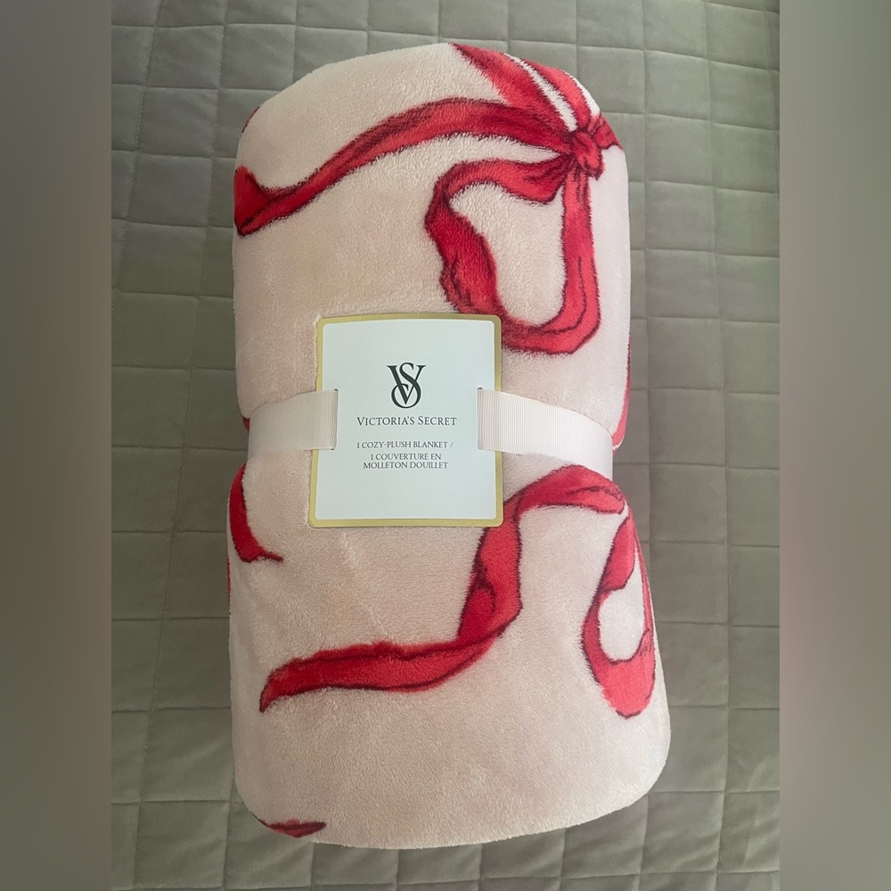 Victoria's Secret Pink and Red Blanket